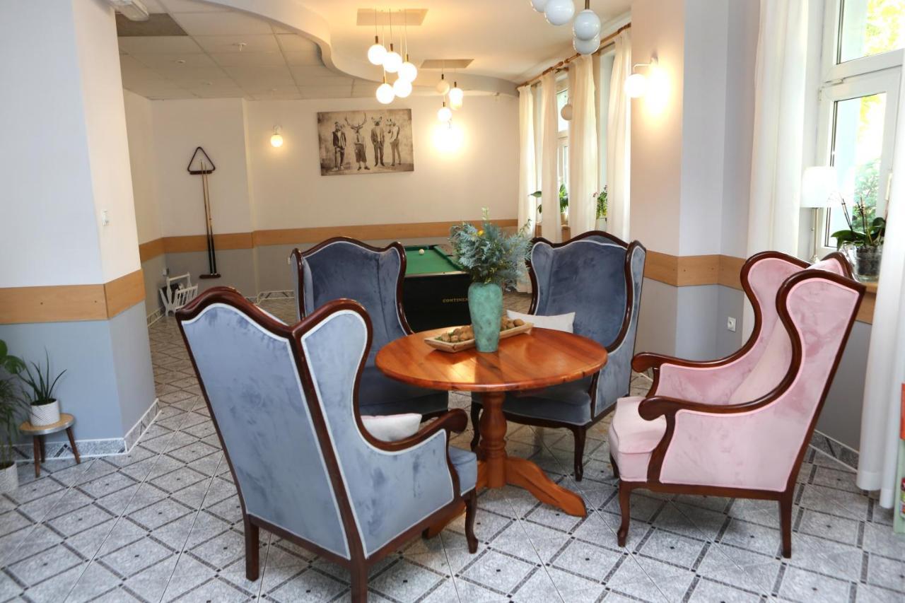 Willa Scandia Duszniki Zdrój Buitenkant foto